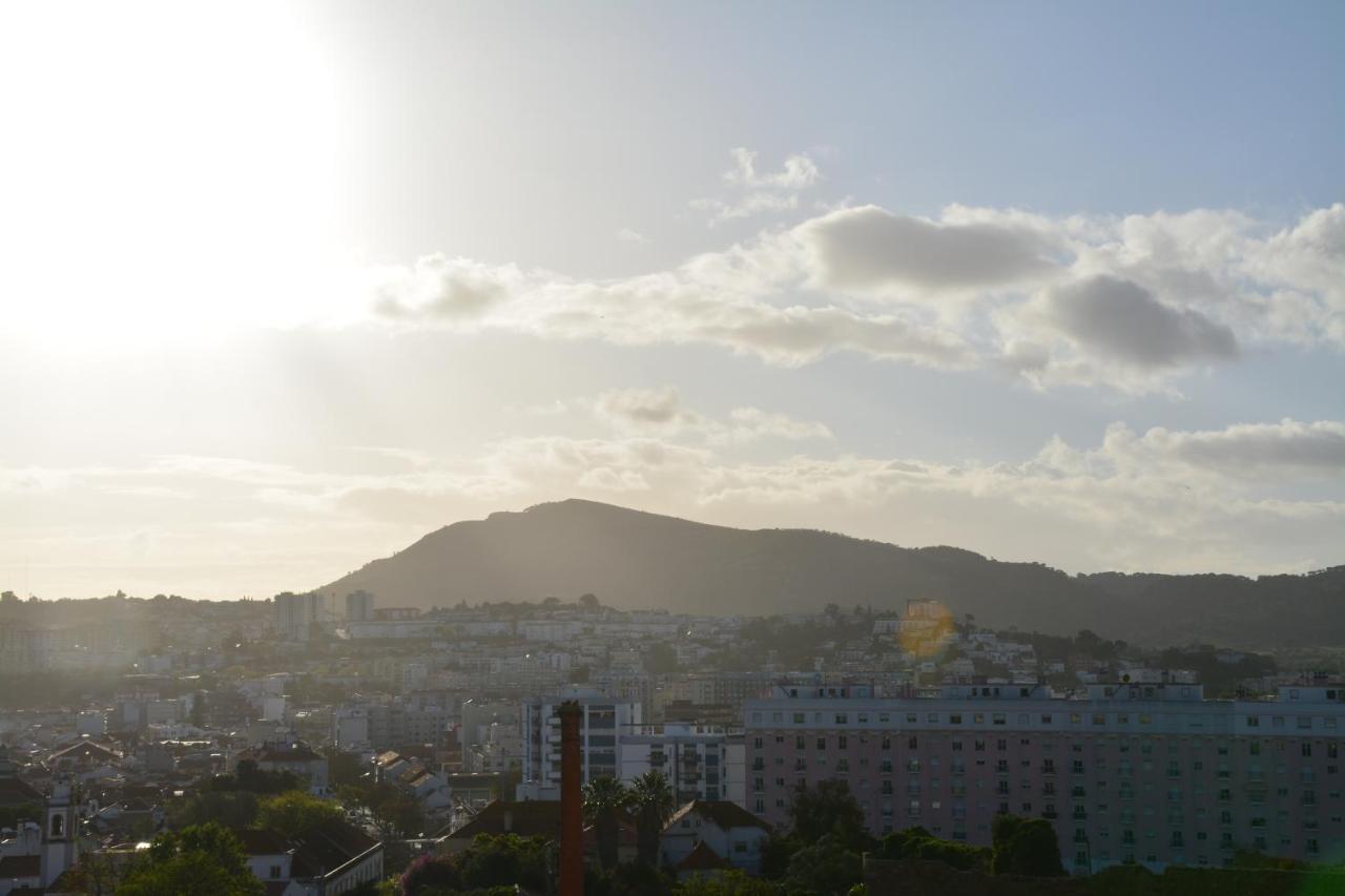 M&H Loft - Apartamento T2 Em Setúbal Buitenkant foto