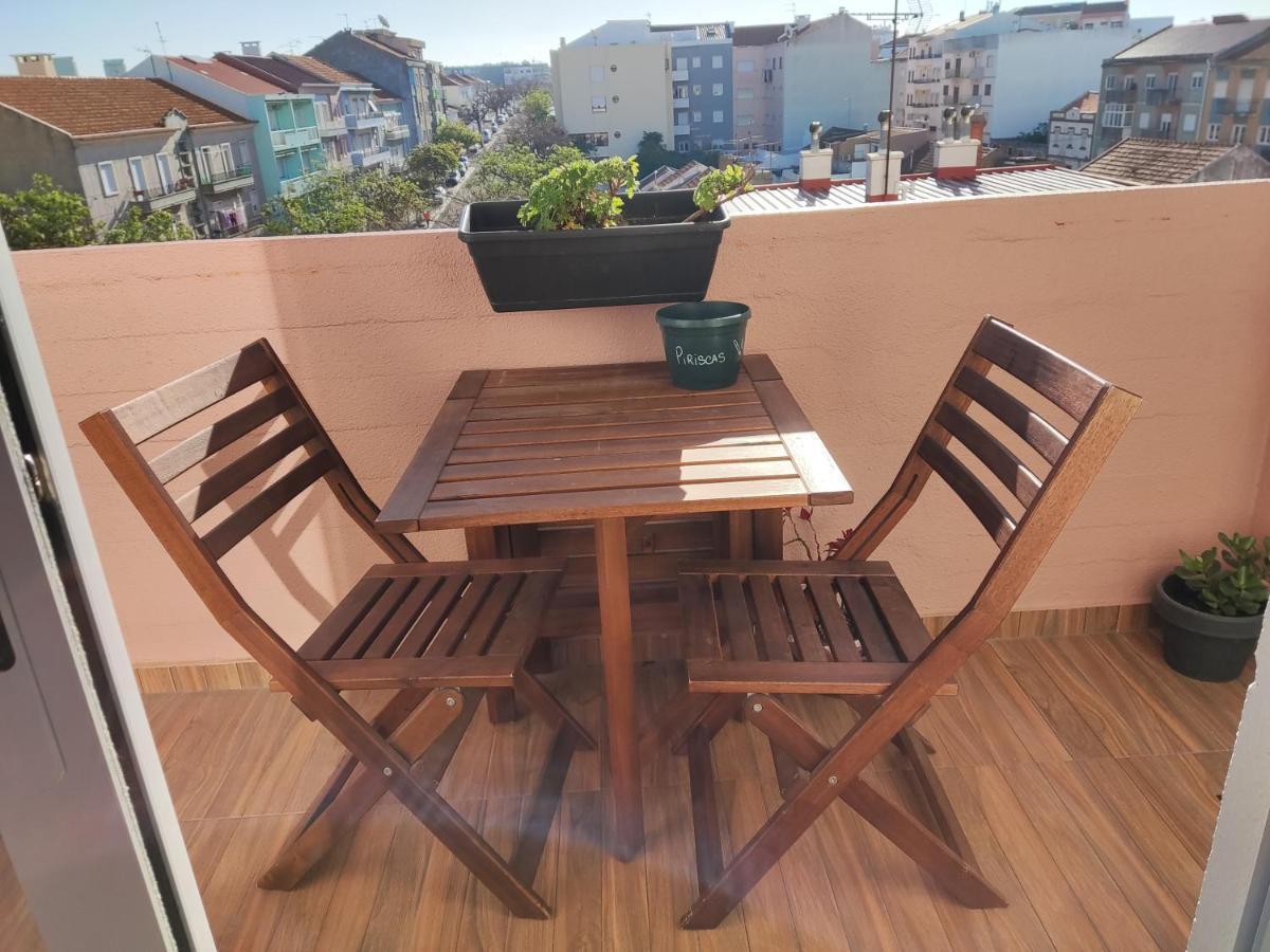 M&H Loft - Apartamento T2 Em Setúbal Buitenkant foto