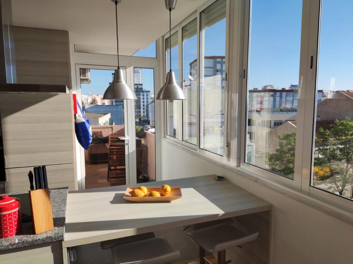 M&H Loft - Apartamento T2 Em Setúbal Buitenkant foto