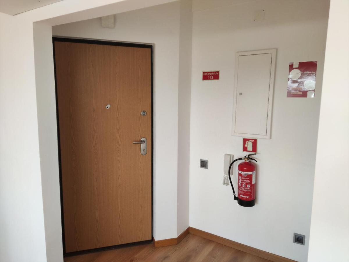 M&H Loft - Apartamento T2 Em Setúbal Buitenkant foto